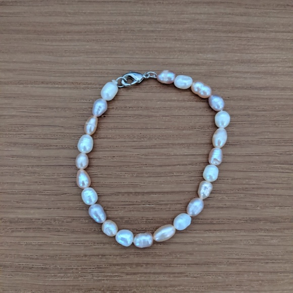 3 set - Layered Bracelet with Charms and Pearls - Picture 3 of 3